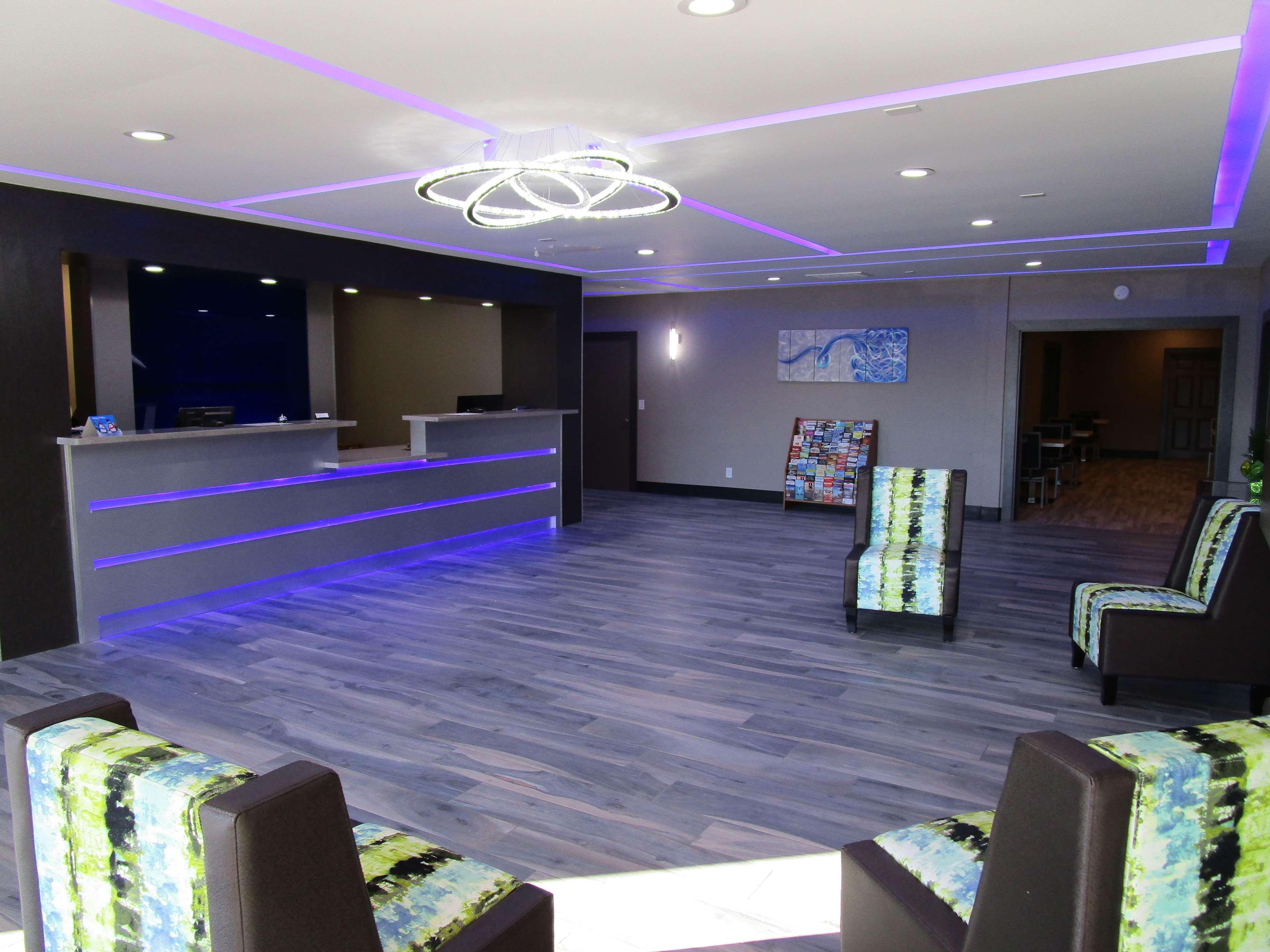 Surestay Plus Hotel By Best Western Point Richmond Exterior photo