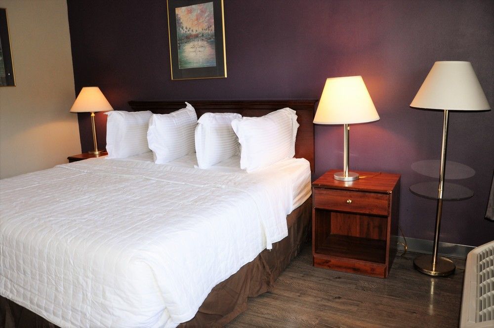 Surestay Plus Hotel By Best Western Point Richmond Exterior photo